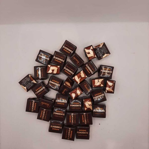 Venchi Cubotto ripieno Fondente 200 gr